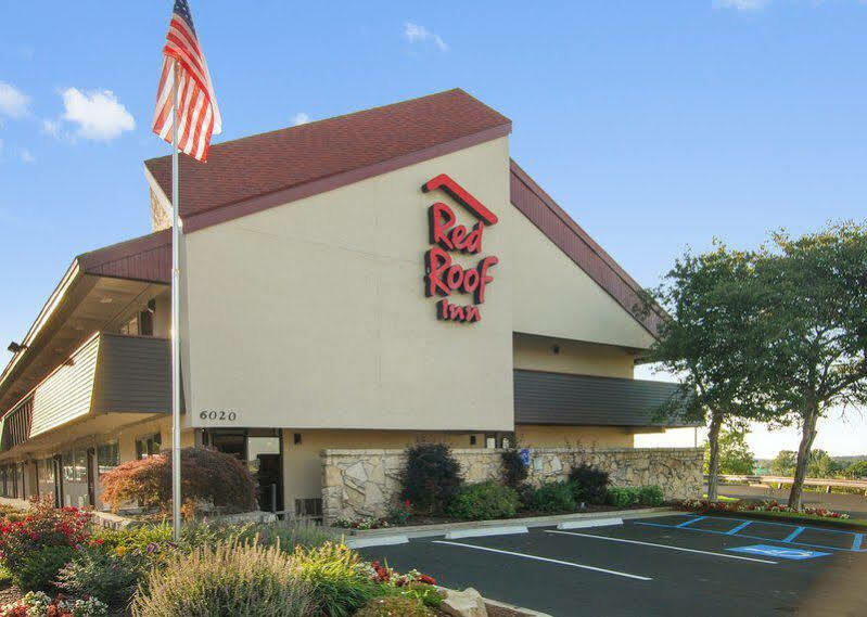 Red Roof Inn Cleveland - Independence Buitenkant foto